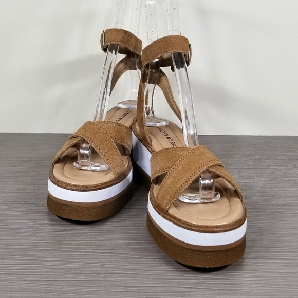 Lucky Brand Tan Platform Sandals - Picture 4 of 13
